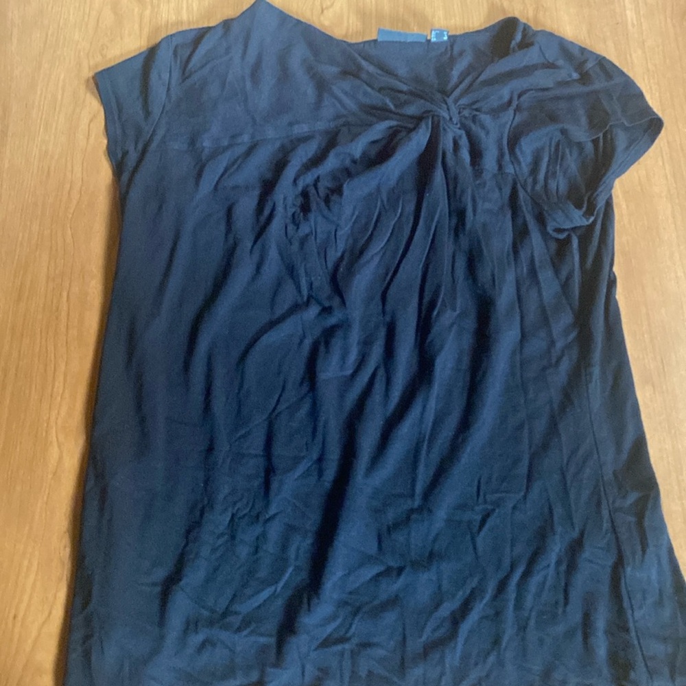 Giant tiger medium knot tie top